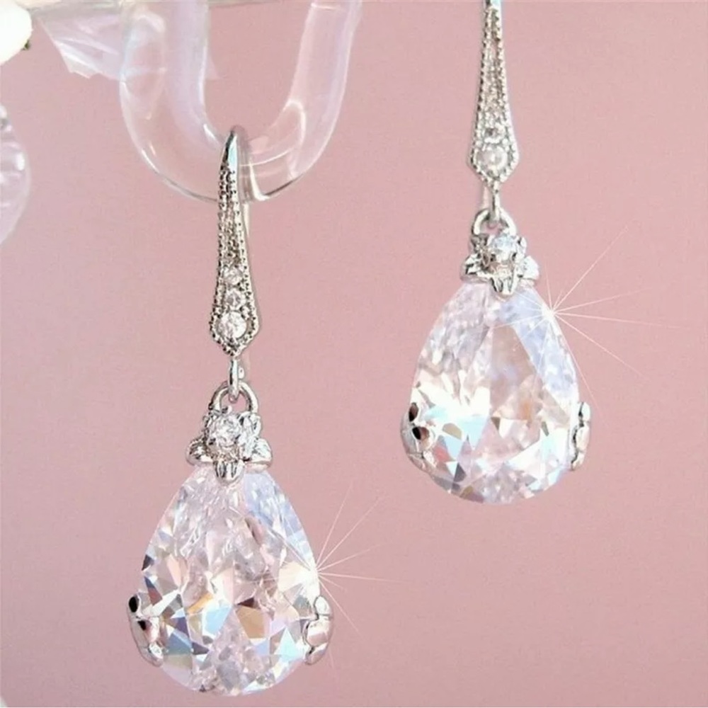 Gorgeous  Silver Drop Earrings for Women Jewelry Cubic Zirconia